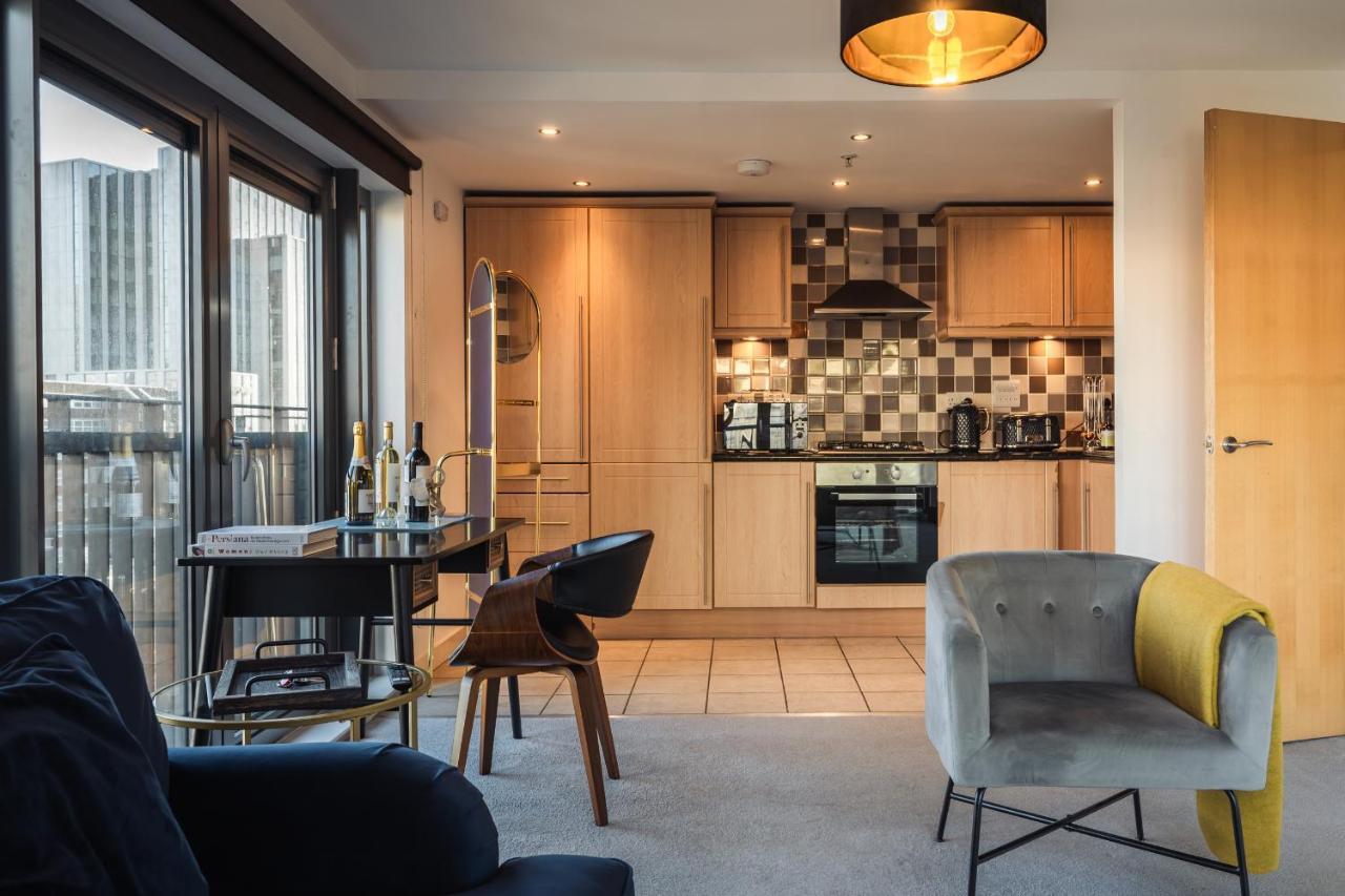 City View - A Stunning 2 Bed Apartment Глазгоу Екстериор снимка